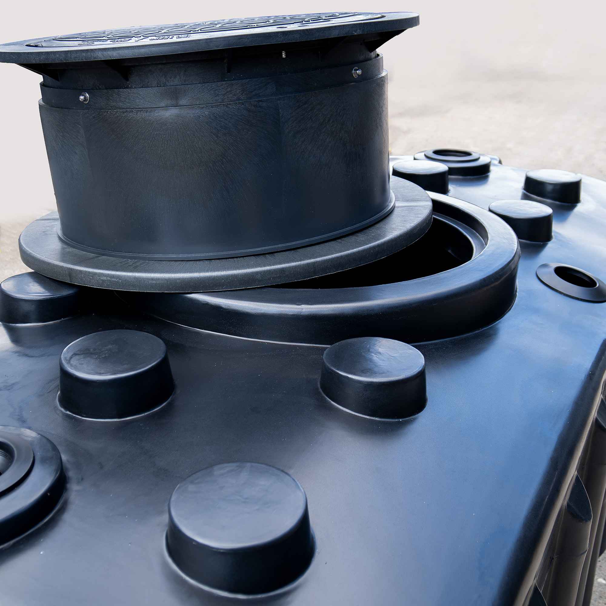 Flachtank 2000 Liter